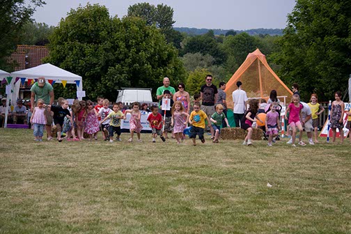 %_tempFileNameDownswood%202010%20Fete%20109%