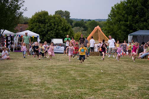 %_tempFileNameDownswood%202010%20Fete%20110%