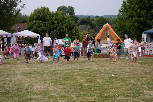 %_tempFileNameDownswood%202010%20Fete%20112%